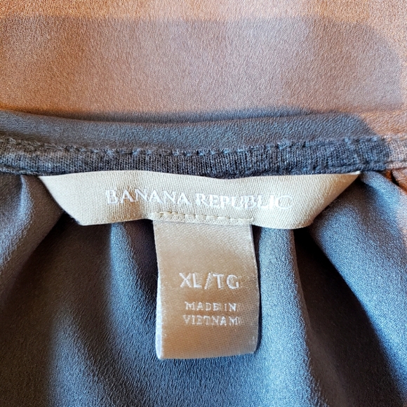 Banana Republic Ladies Long Sleeved Top - Picture 3 of 3